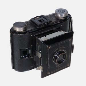 1936-1939-Agfa-Ansco-PD16-Clipper-vintage-camera_001