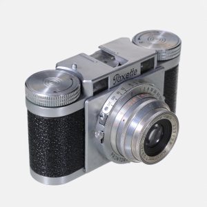 1951-Braun-Paxette-I-vintage-camera_001