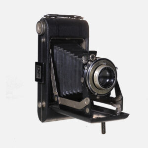 1939-1948-Kodak-Vigilant-Six-16-Can-vintage-camera-001