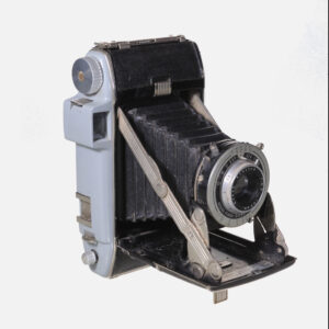 1948-1951-Kodak-Tourist-Anaston-vintage-camera-001