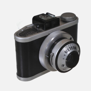 1949-Universal-Camera-Meteor-vintage-camera-001