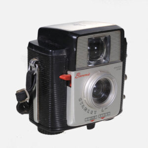 1957-1962-Kodak-Brownie-Starlet-vintage-camera-001